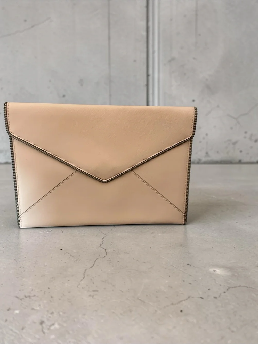 Rebecca Minkoff Leo Envelope Clutch Blush Pink Saffiano Leather Zipper Trim - Picture 1 of 6